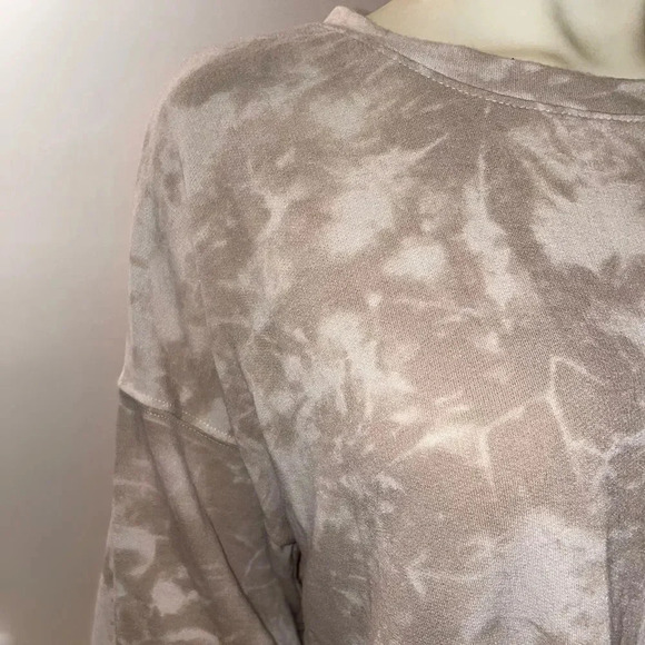 GILLI SAND DUNE TIE DYE SHORT SLEEVE LIGHTWEIGHT SWEATSHIRT RELAXED FIT SIZE L - Picture 3 of 11